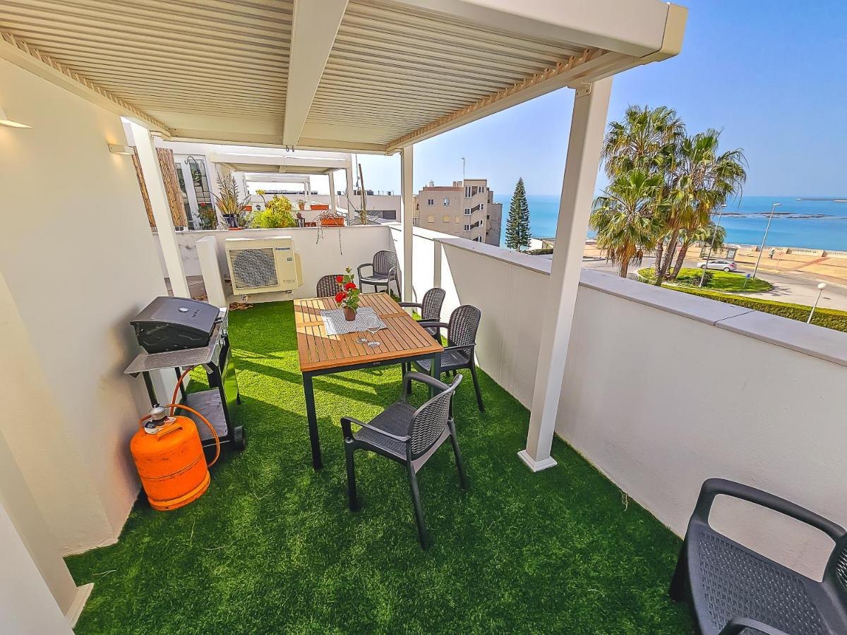 Oceanfront Duplex With A Rooftop Pool And Terrace El Puerto de Santa Maria Exterior photo