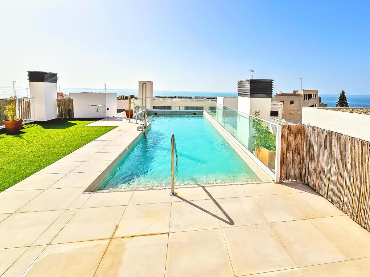Oceanfront Duplex With A Rooftop Pool And Terrace El Puerto de Santa Maria Exterior photo